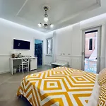Palazzo Mauro Luxury סורנטו