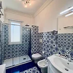 בית הארחה Palazzo Mauro Luxury 4*